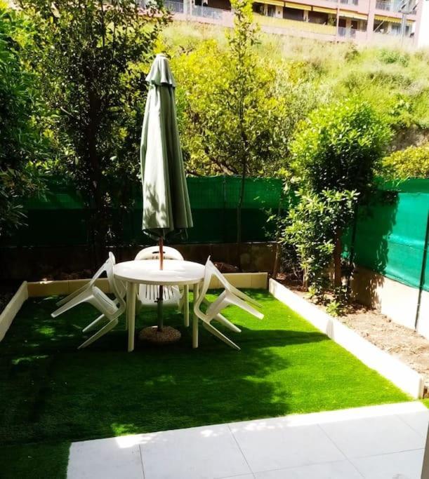 Menton, Appartement/Jardin, Proche Mer Et Centre Exterior photo
